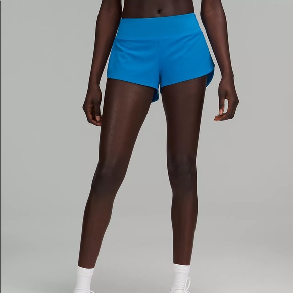 Lululemon Speed Up Low-Rise Lined Short 2.5” - Picture 3 of 4